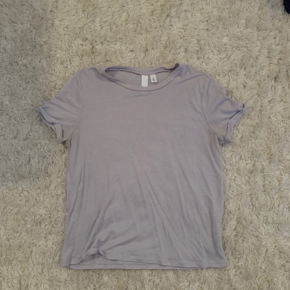 White t-shirt